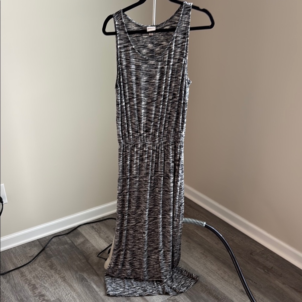 Merona Black and Gray Maxi Dress